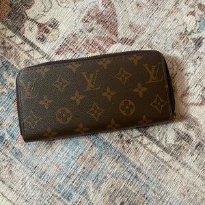 LV wallet